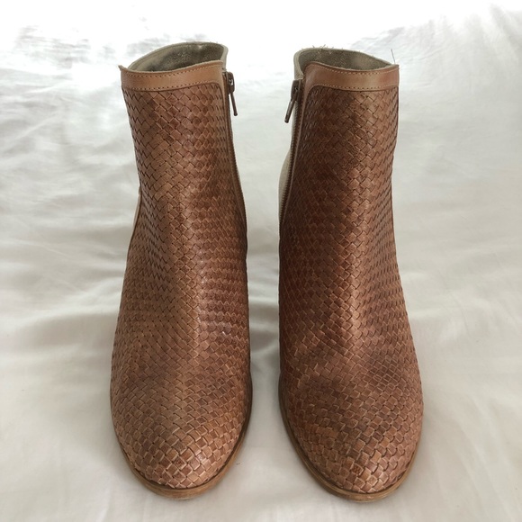 Sundance Duality Leather Booties - Picture 7 of 10